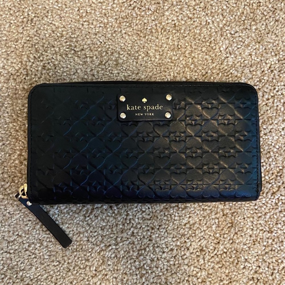 Kate Spade New York Penn Place Embossed Neda Zip Around Black Leather Wallet